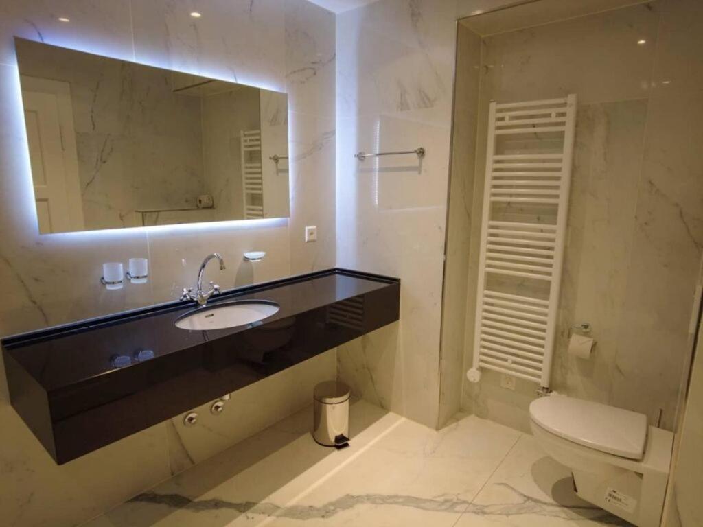 Scuol Palace - Culture, Nature & Health Room photo